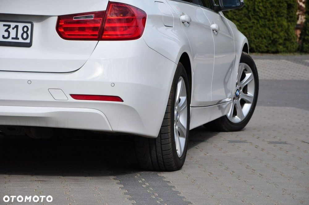 BMW Seria 3 330d xDrive Blue Performance Luxury Line - 18