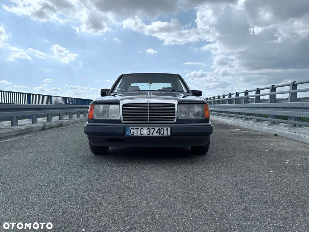 Mercedes-Benz W124 (1984-1993) - 2