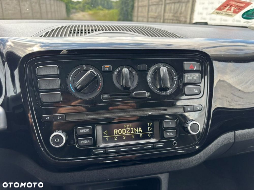 Volkswagen up! club - 7