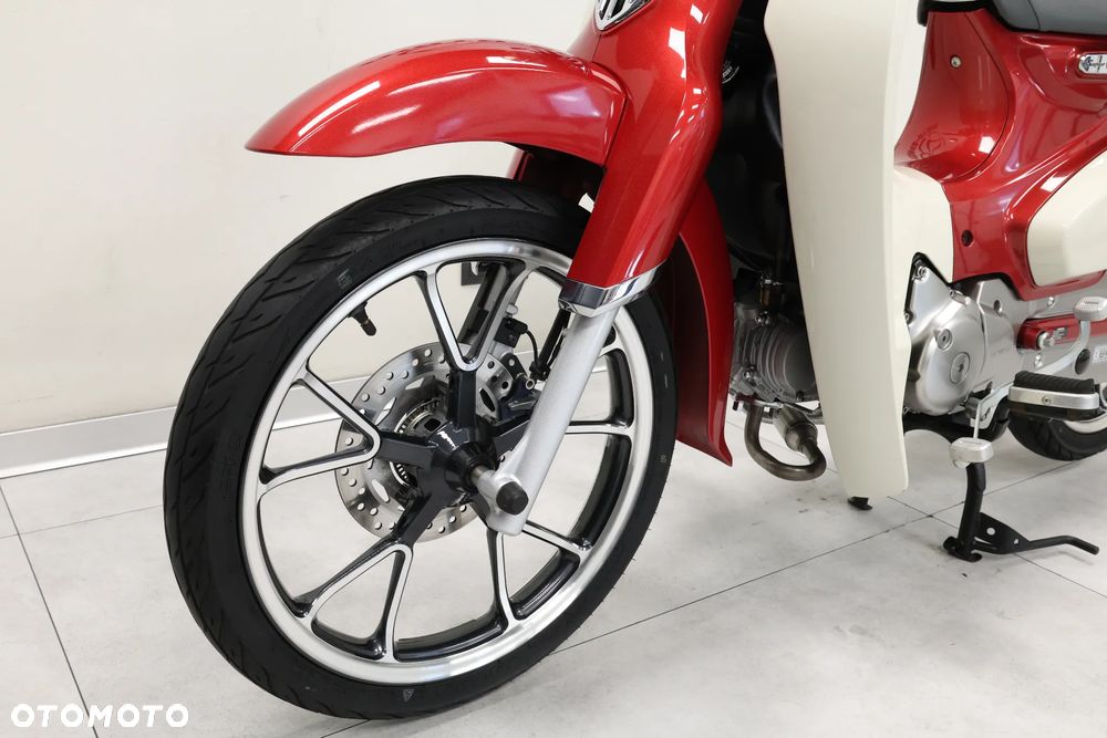Honda Super Cub - 33