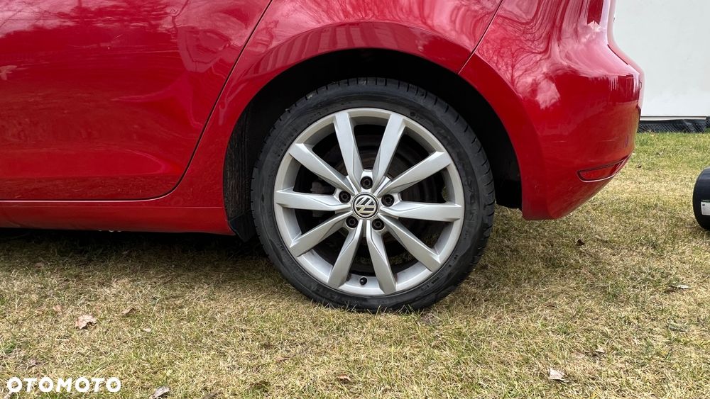 Volkswagen Golf 1.6 TDI DPF BlueMotion - 31