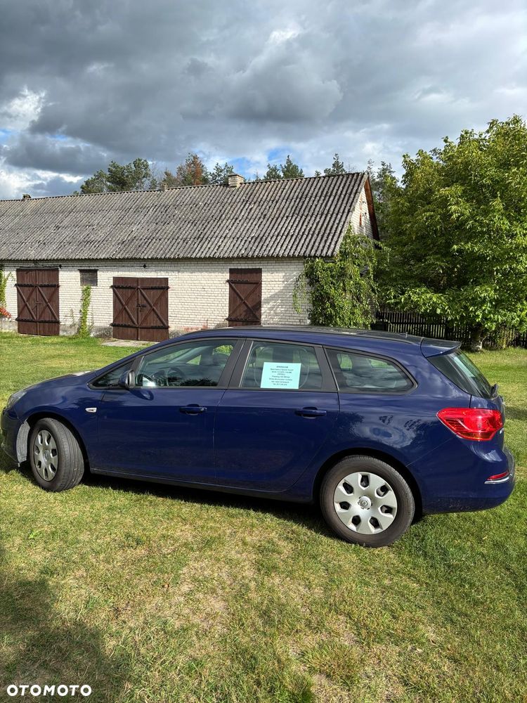 Opel Astra 1.6 CDTI Essentia - 4