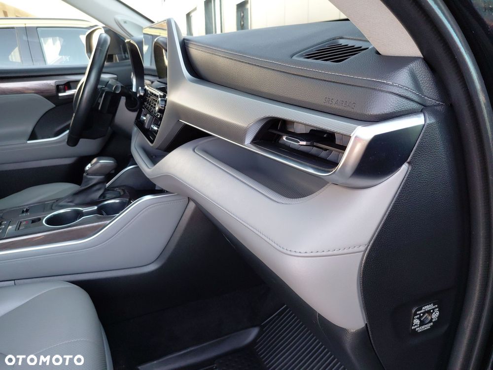 Toyota Highlander - 28