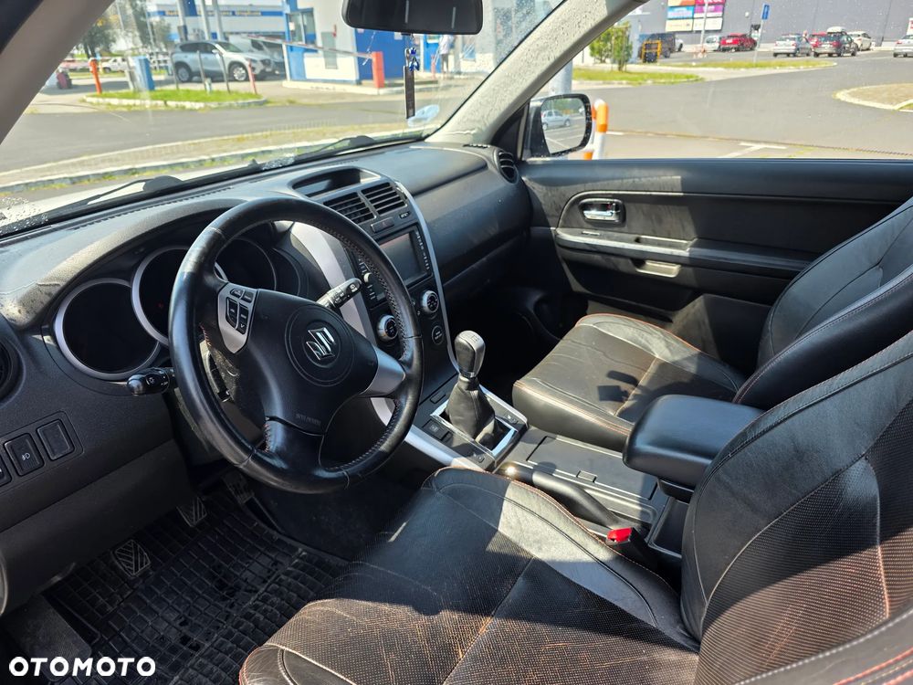 Suzuki Grand Vitara 1.6 Comfort - 20