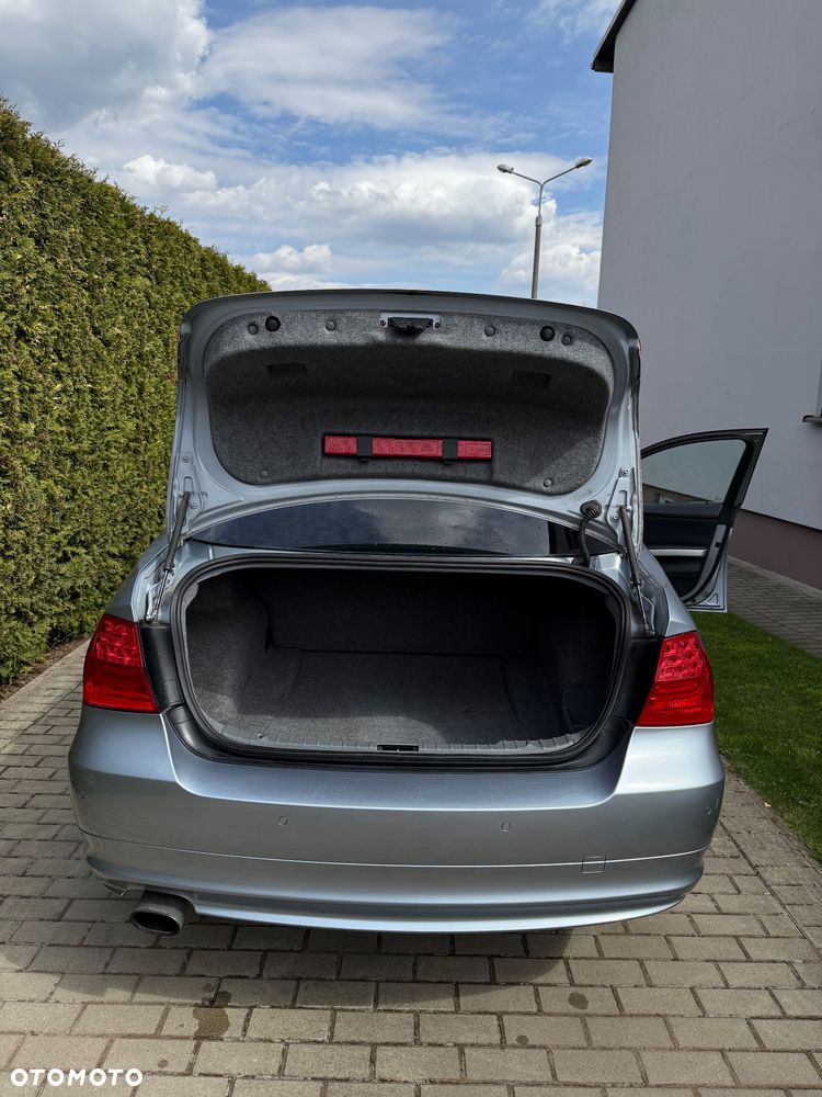 BMW Seria 3 - 10