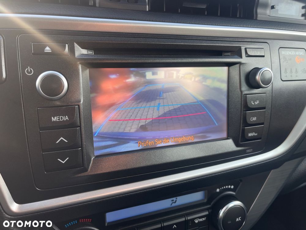 Toyota Auris 1.6 Valvematic Executive - 29