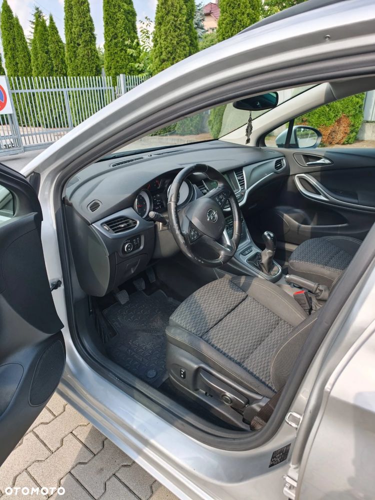 Opel Astra 1.6 D (CDTI) Start/Stop Business - 11