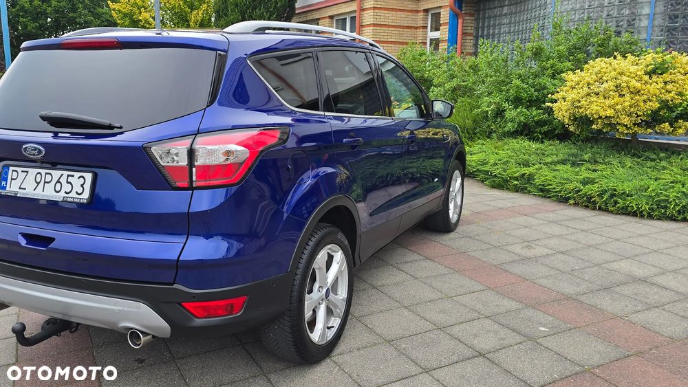 Ford Kuga - 36