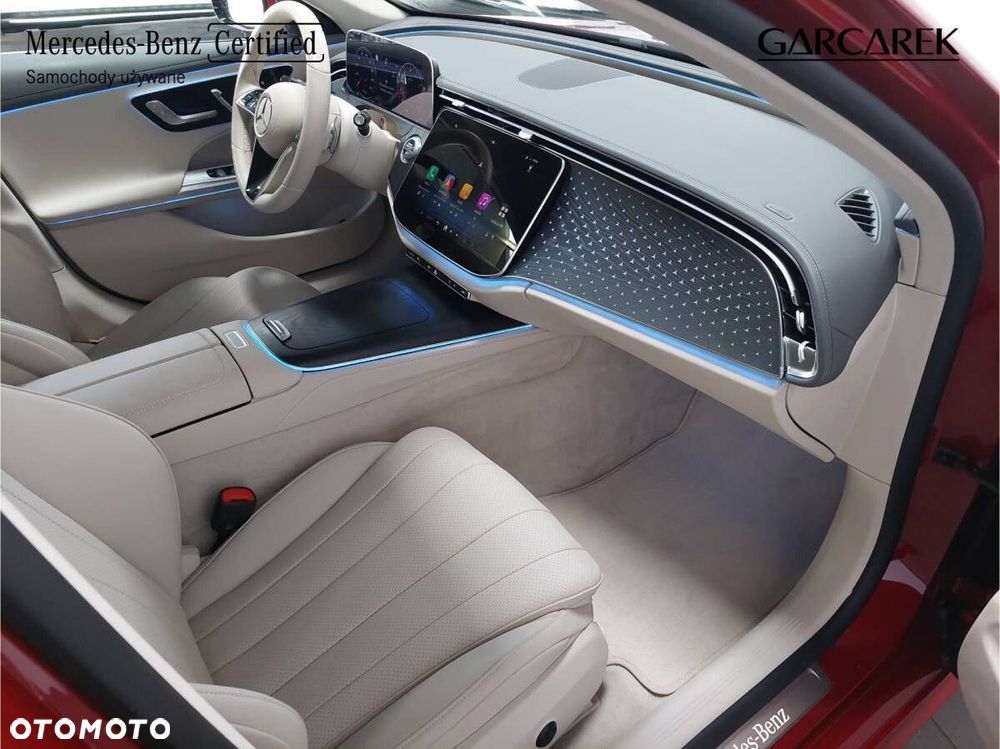 Mercedes-Benz Klasa E 200 mHEV 4-Matic Avantgarde 9G-Tronic - 20
