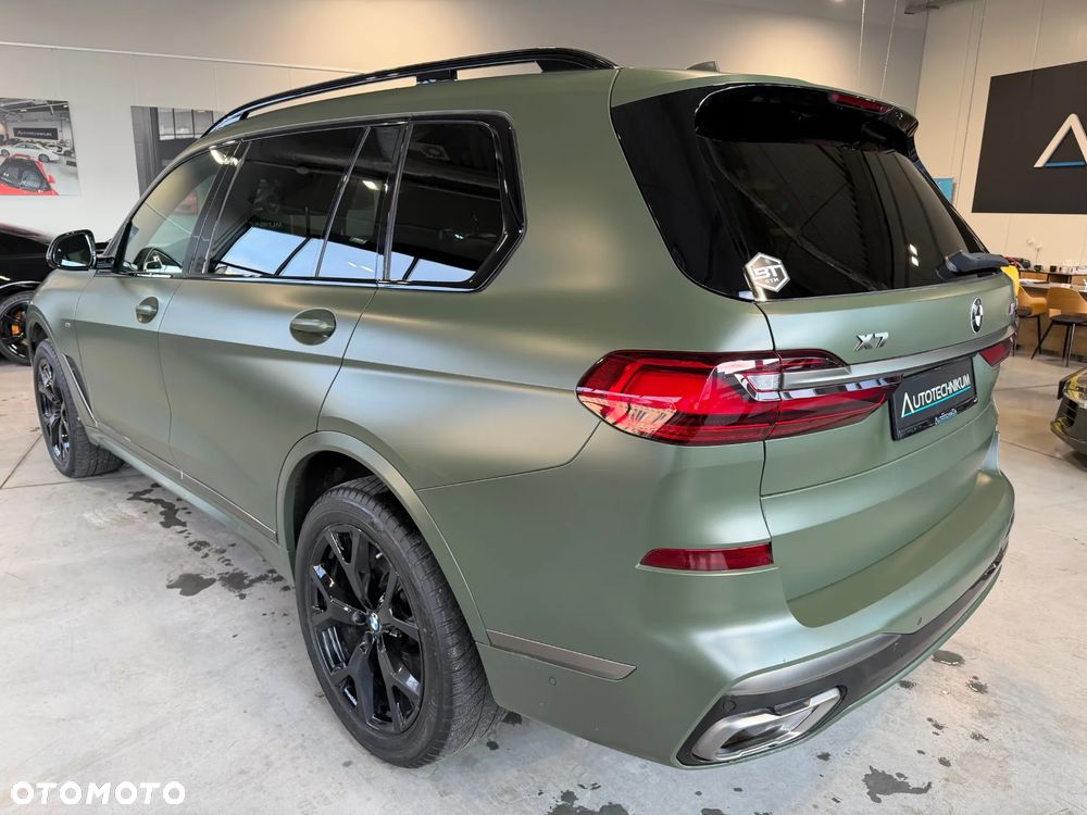 BMW X7 - 8