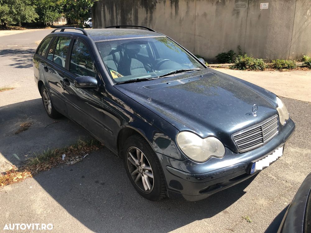 Dezmembrez Mercedes Benz C class W203 break 2003 CDI carlig tractare - 4