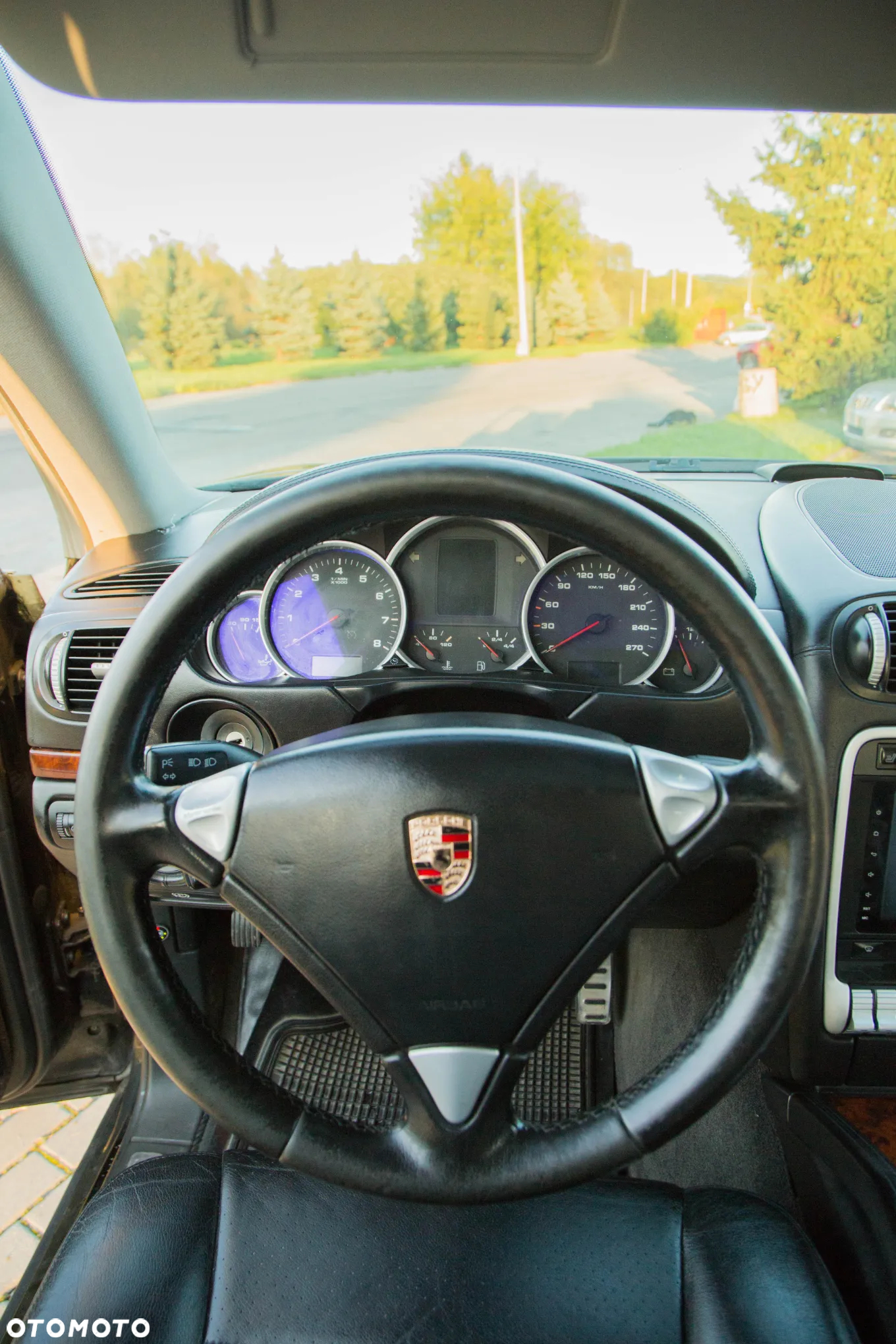 Porsche Cayenne - 10