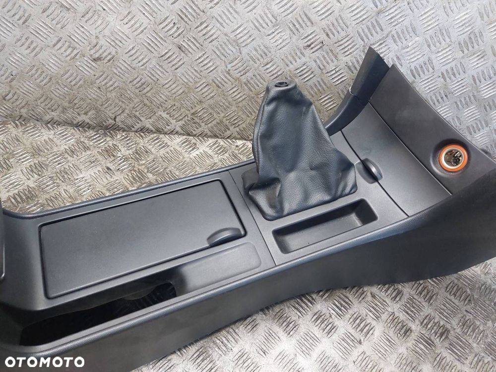 TUNEL ŚRODKOWY PODŁOKIETNIK MAZDA 3 I BK - 2