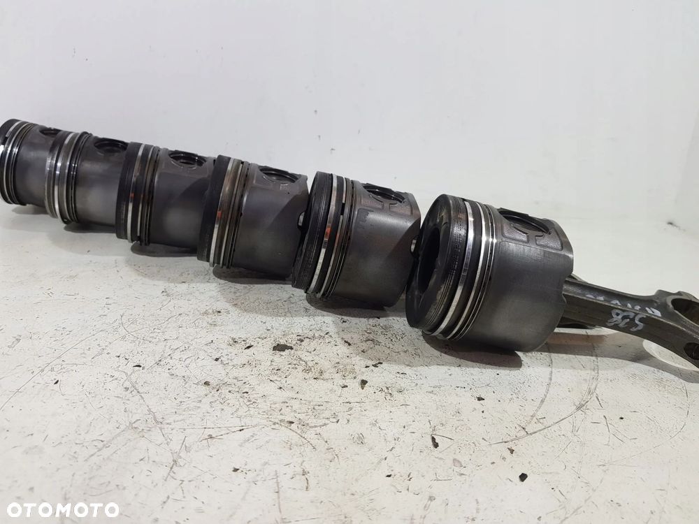 TŁOK KORBOWÓD 83.950 BMW X5 E53 E46 E39 M57D30 3.0 D - 8