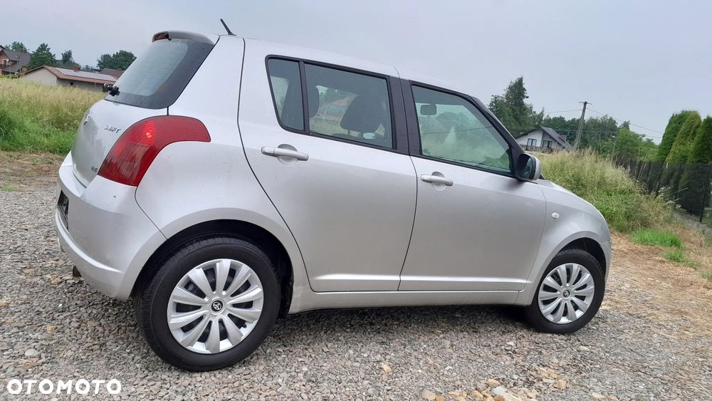 Suzuki Swift 1.3 4x4 Snow - 9
