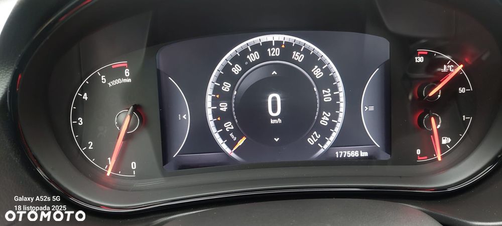 Opel Insignia 2.0 CDTI ecoFLEX Start/Stop Sport - 9