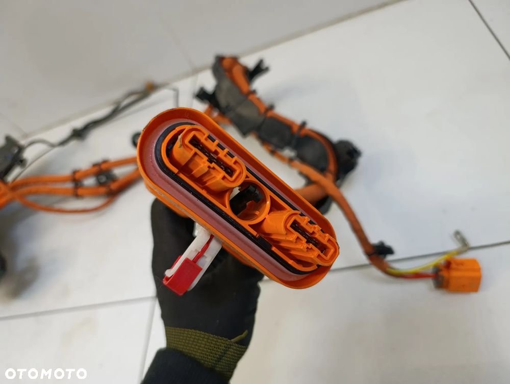 Gniazdo kabel przewód instalacja ładowania baterii Audi Q4 e-tron etron - 7
