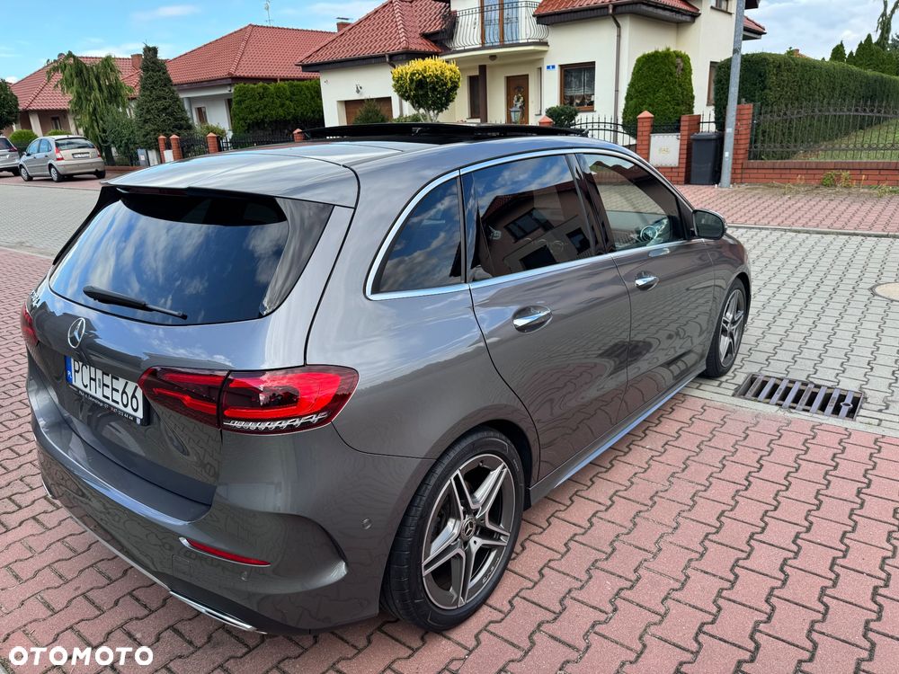 Mercedes-Benz Klasa B 200 d AMG Line 8G-DCT - 34