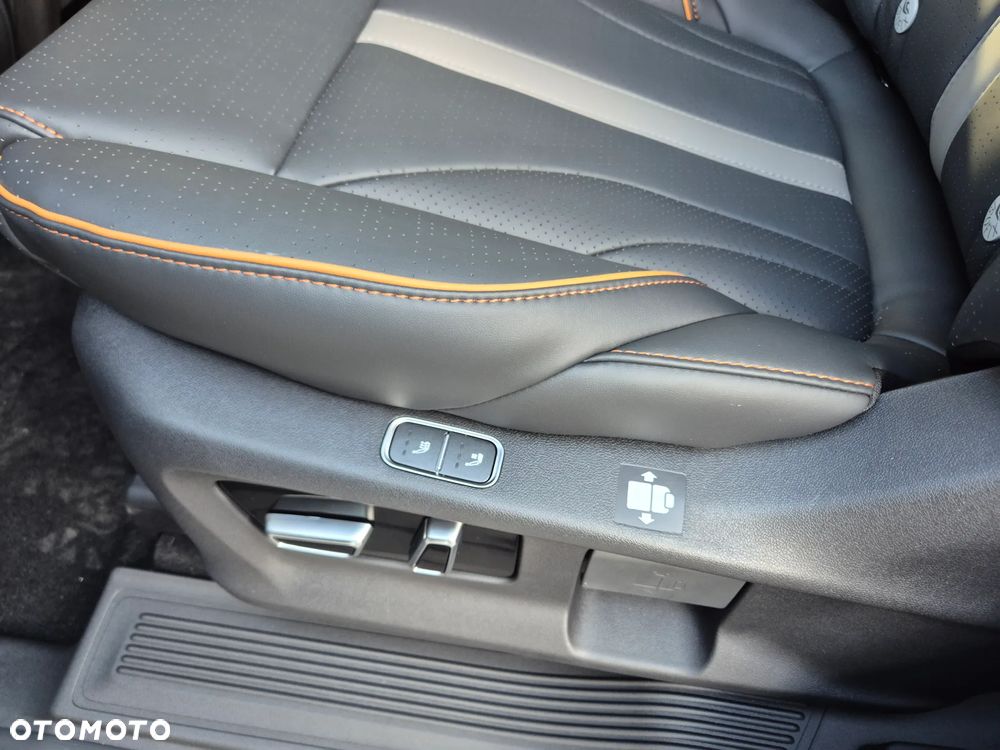 Forthing U Tour - 11