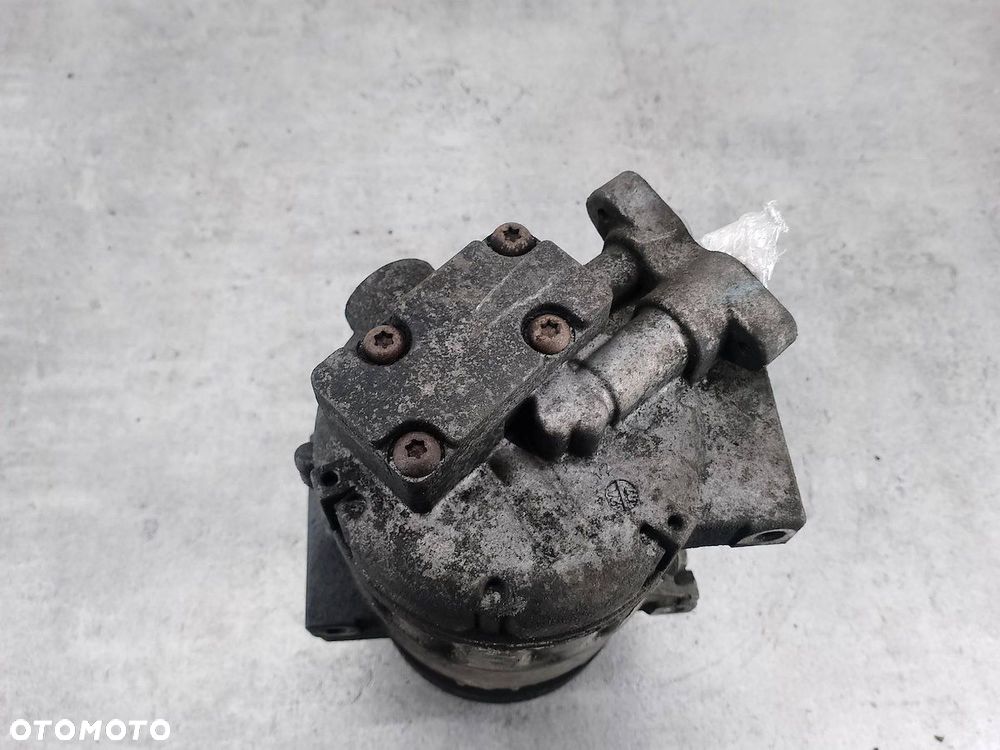 POMPA, SPRĘŻARKA KLIMATYZACJI RENAULT LAGUNA III 8200720417-A 7875587715 - 2