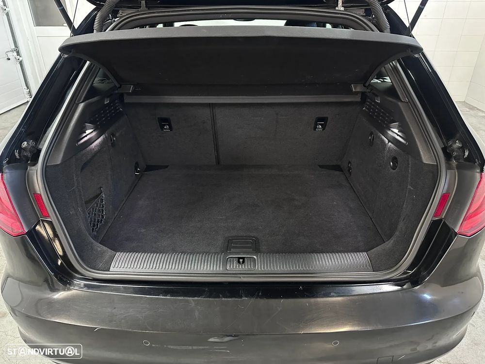 Audi A3 Sportback 2.0 TDI S line Sport Pack - 14