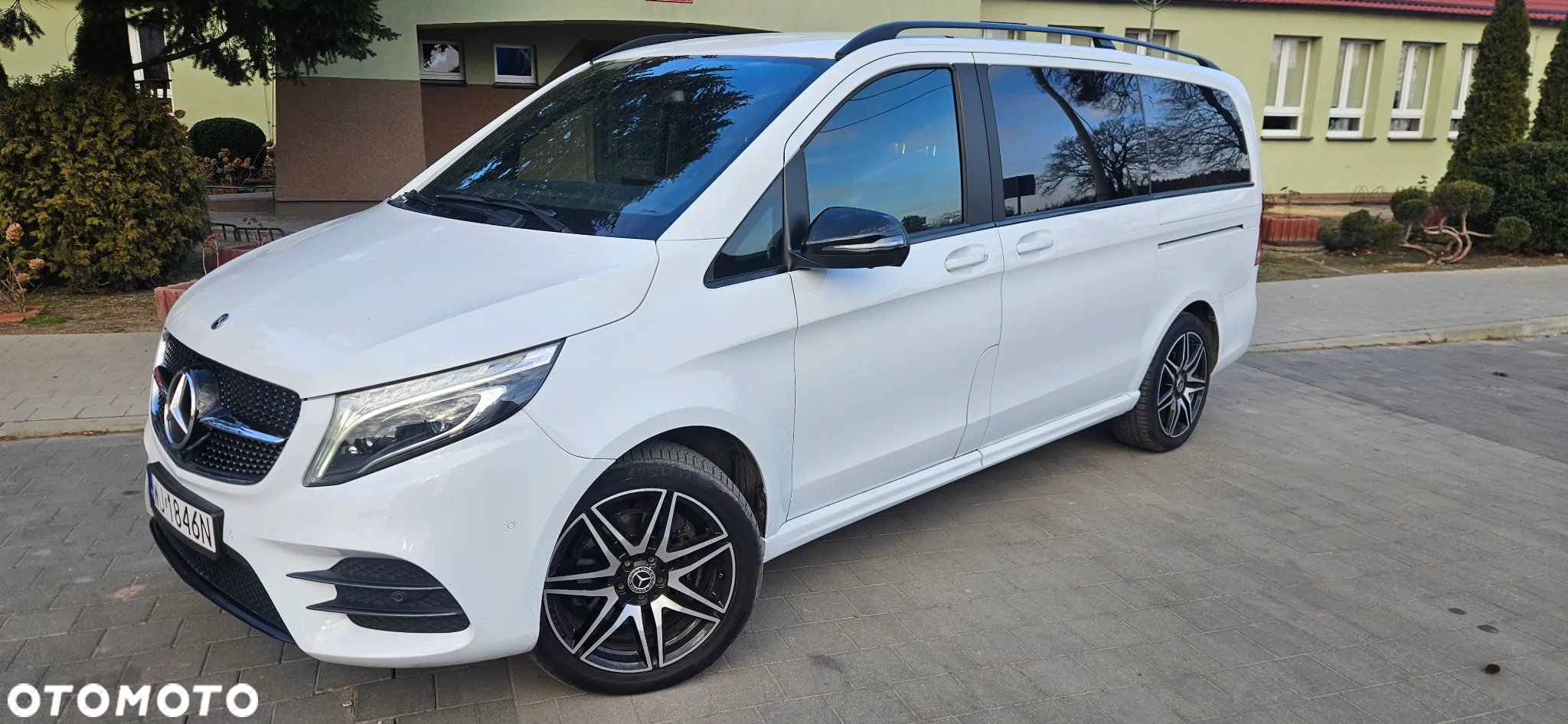Mercedes-Benz Klasa V 250 d 4-Matic Avantgarde 9G-Tronic (d³ugi) - 3