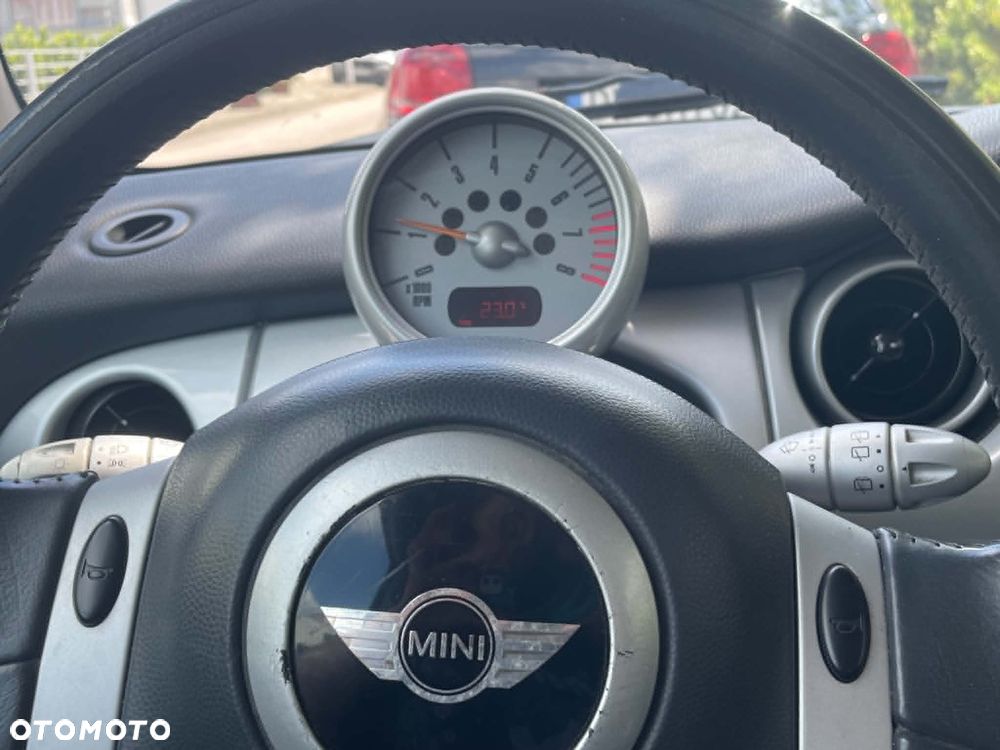 MINI ONE Standard - 10