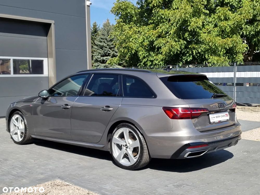 Audi A4 Avant 2022