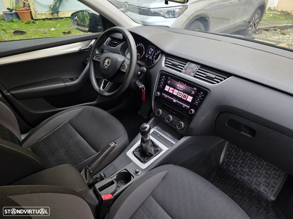 Skoda Octavia Break 1.6 TDi Ambition - 18