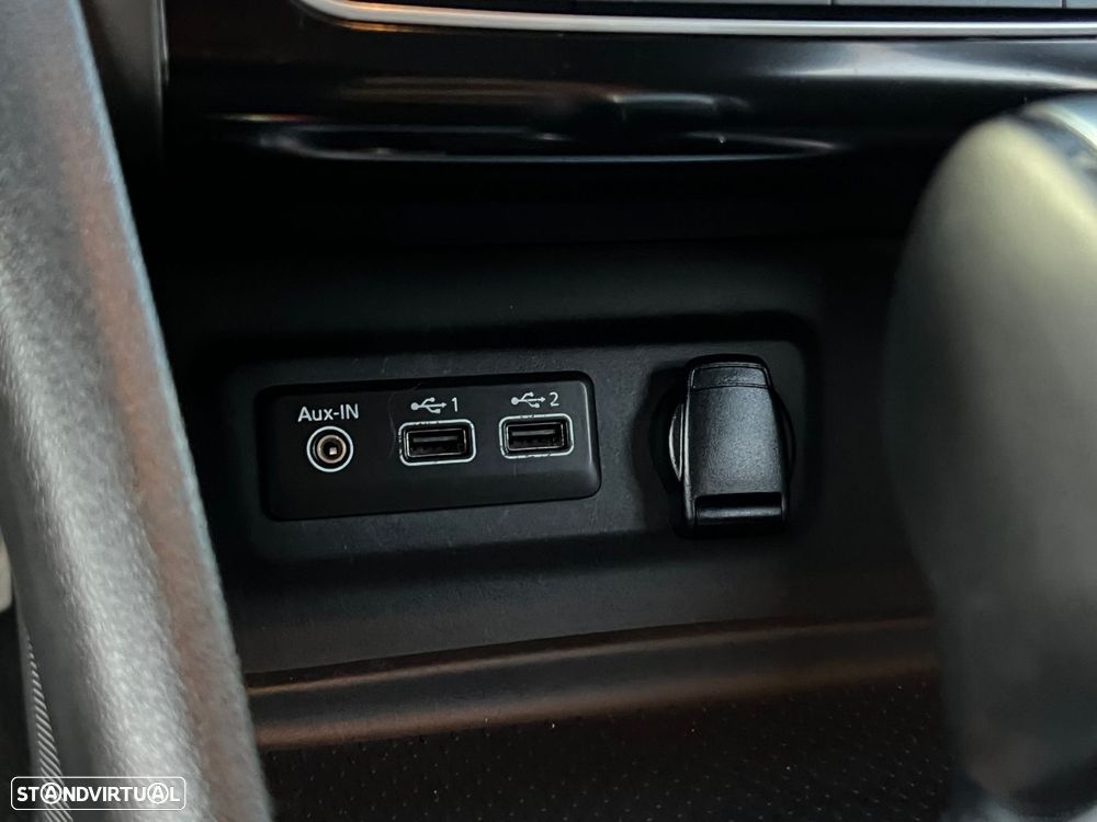 Renault Mégane Sport Tourer 1.6 E-Tech Plug-In Limited - 25