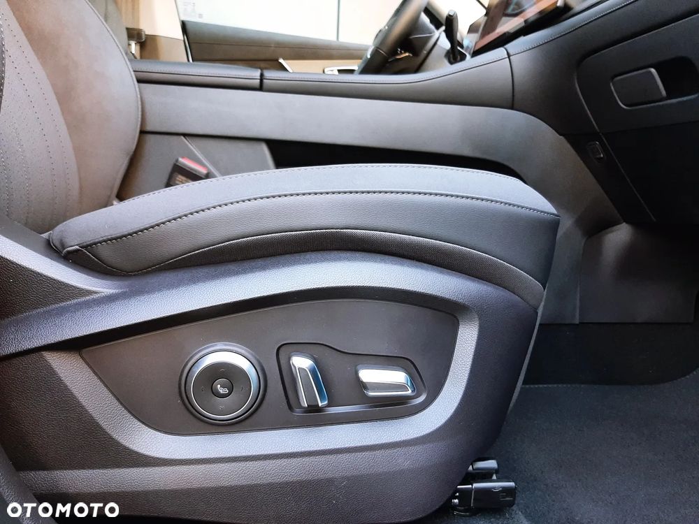 Chery Tiggo 8 1.6 T-GDI Prestige DCT - 33