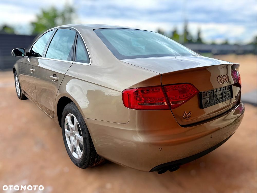 Audi A4 Limousine - 7