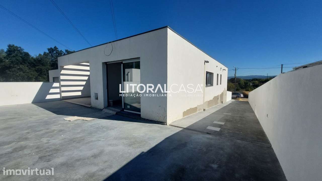 Moradia T3 geminada | Arquitetura Moderna | Térrea | Anadia - Grande imagem: 5/16