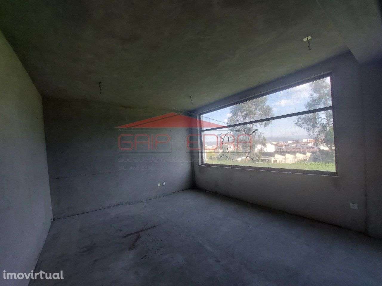 Loja para alugar no centro São João da Madeira - Grande imagem: 4/9