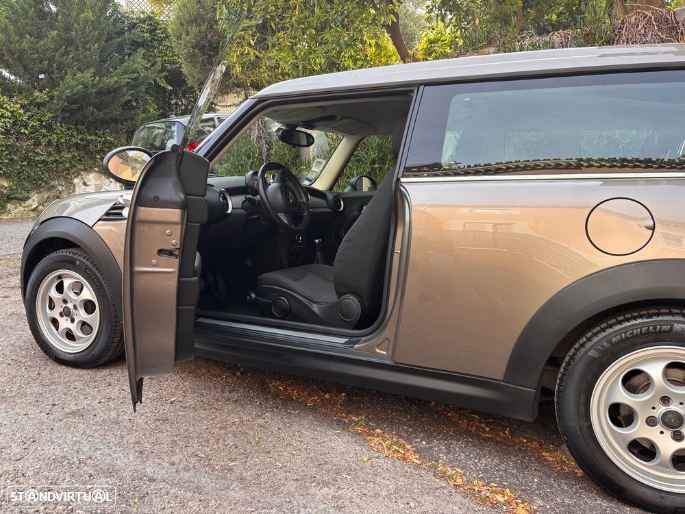MINI Clubman One D - 8