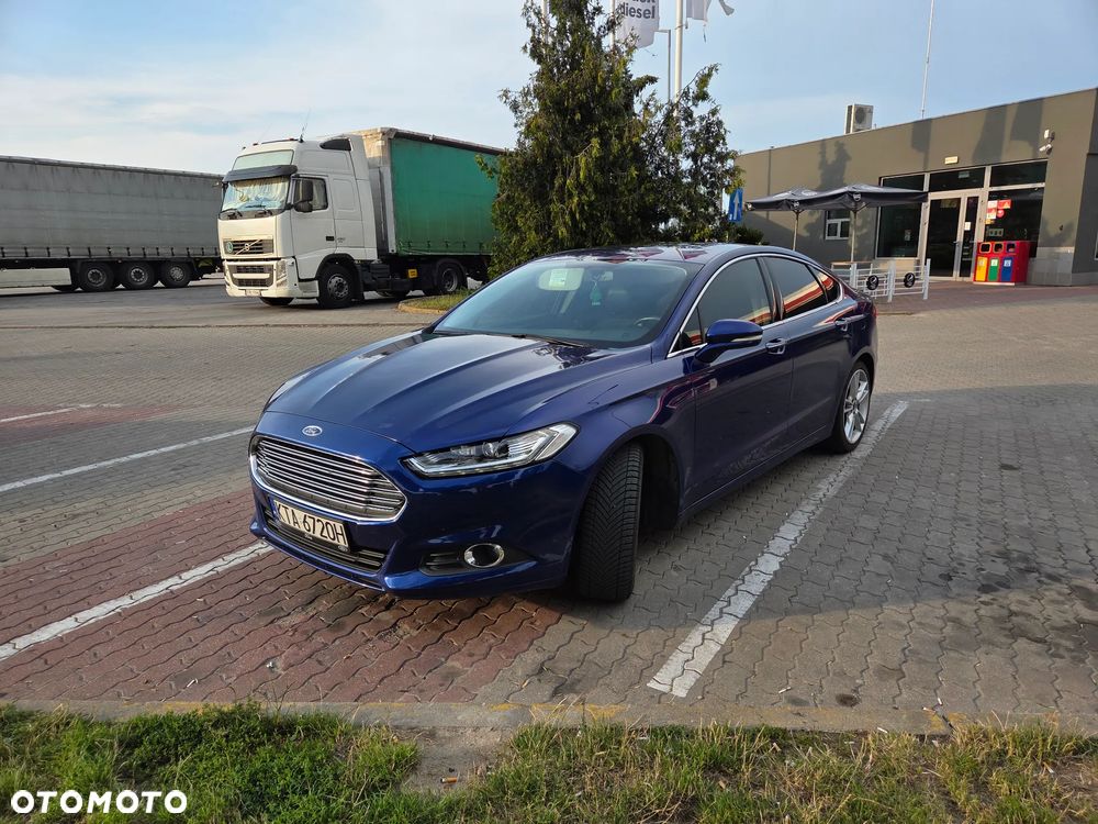 Ford Mondeo 2.0 EcoBoost Titanium - 3