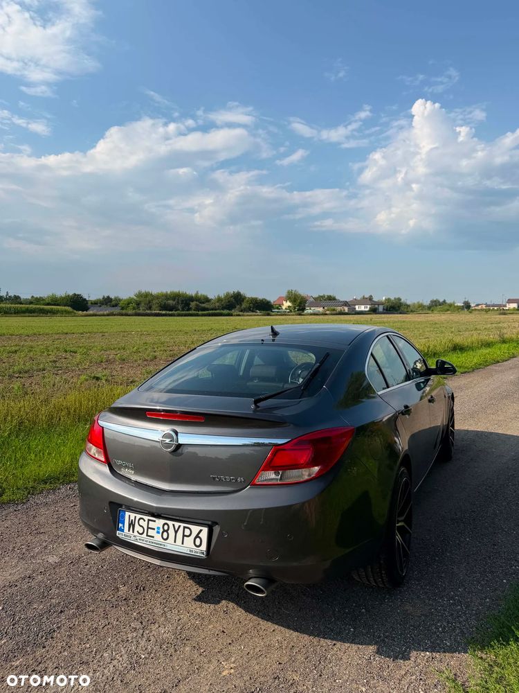Opel Insignia 2.0 T Sport 4x4 - 5