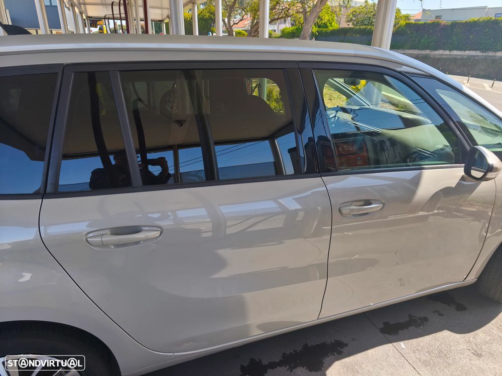 Citroën Grand C4 Spacetourer BlueHDi 130 Stop&Start EAT8 SHINE PACK - 9