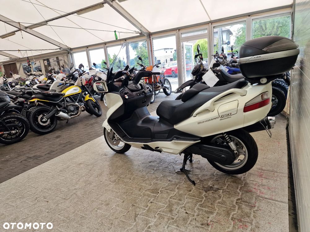 Suzuki Burgman - 20