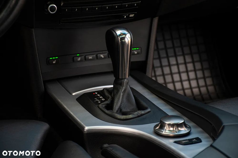 BMW Seria 5 - 25