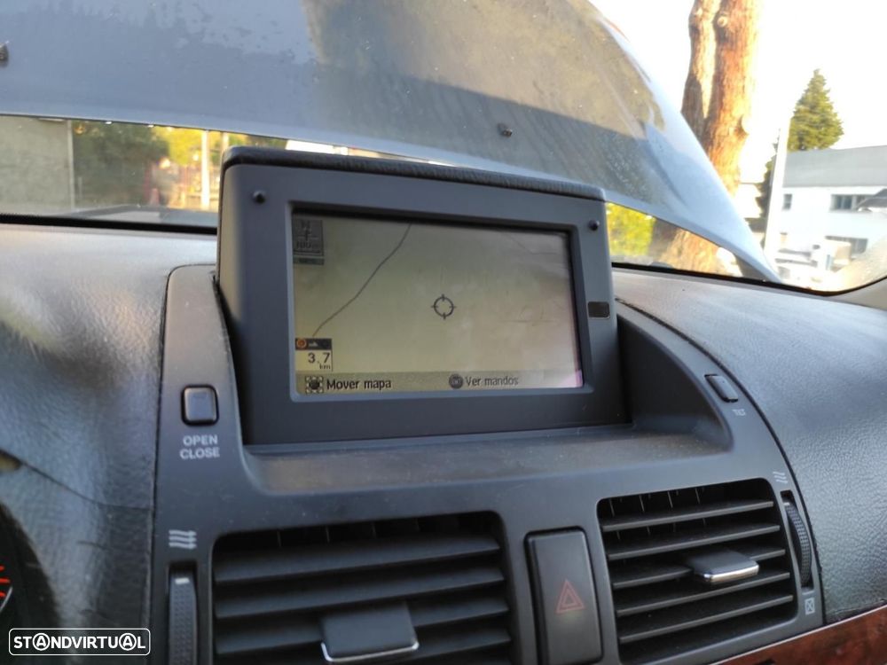 TELA/ECRÃ MULTIFUNÇÕES TOYOTA AVENSIS WAGON T25 - 1