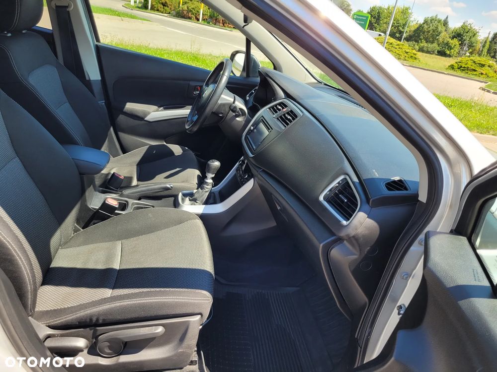 Suzuki SX4 S-Cross - 14