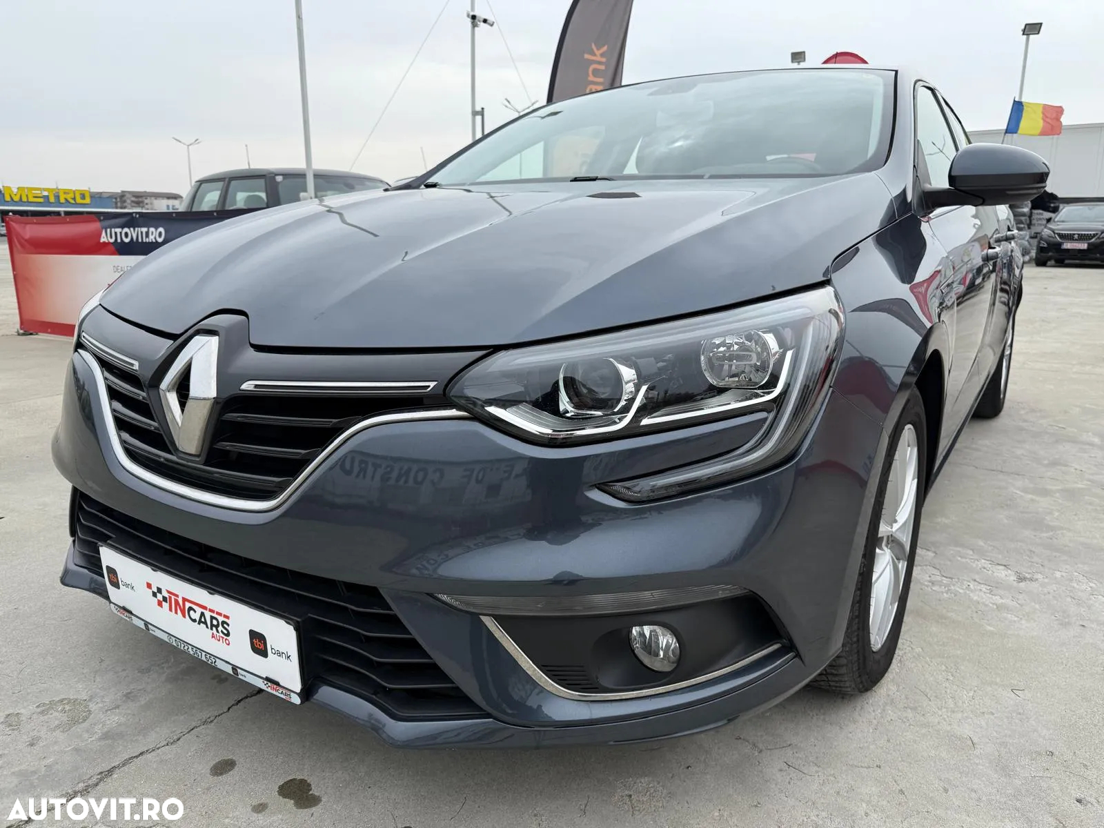 Renault Megane Blue dCi 116 EDC Intens - 11