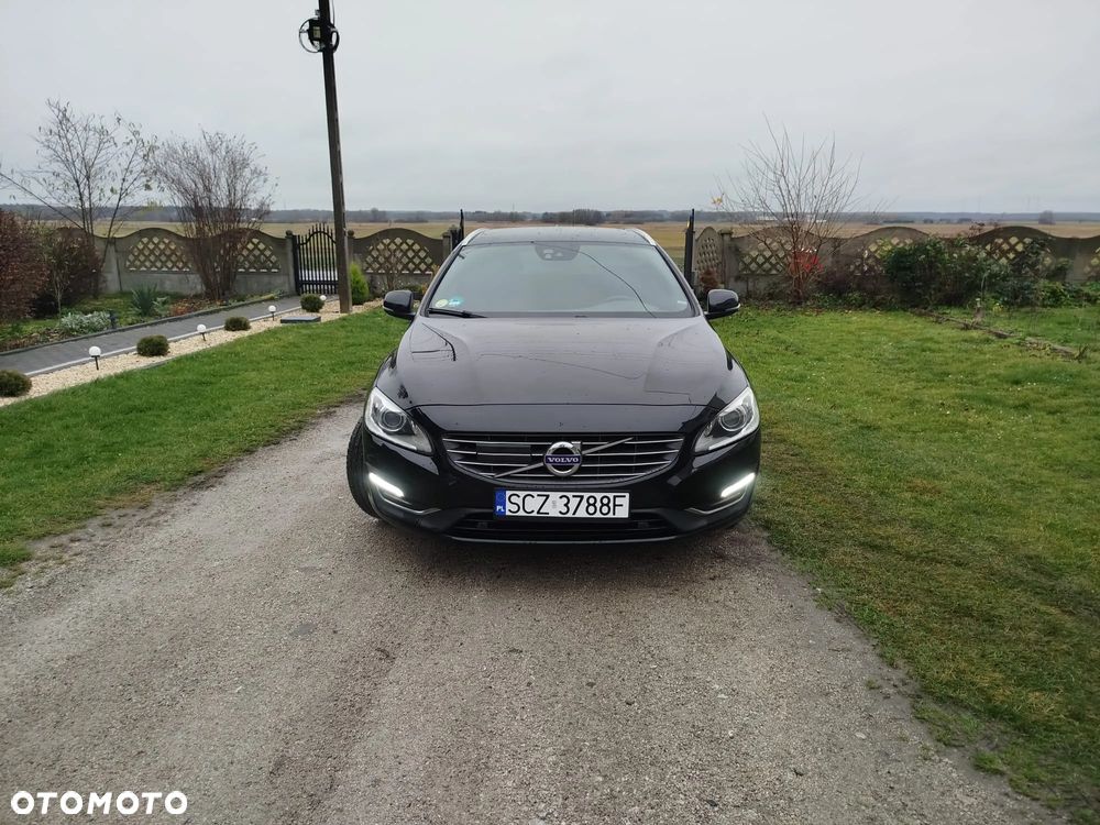Volvo V60 D4 Geartronic Summum - 9