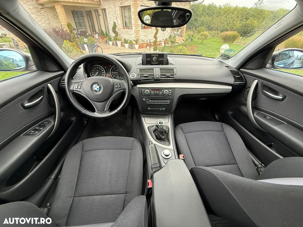 BMW Seria 1 118d - 31