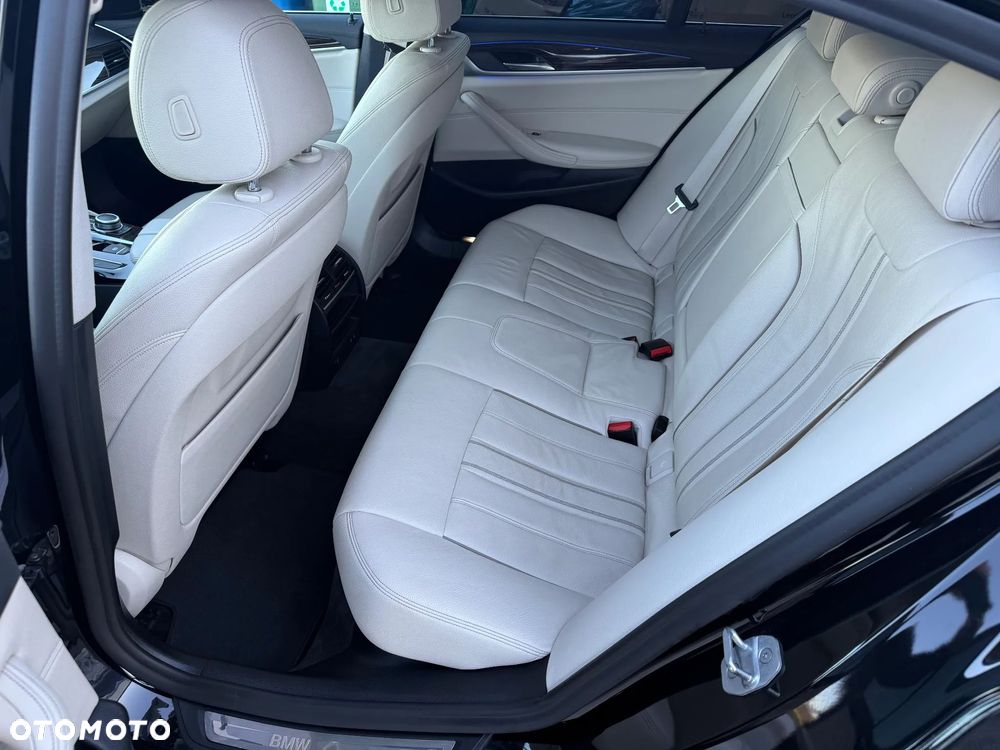 BMW Seria 5 520d xDrive Luxury Line sport - 20