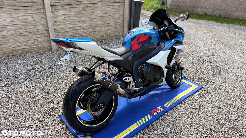 Suzuki GSX-R - 7