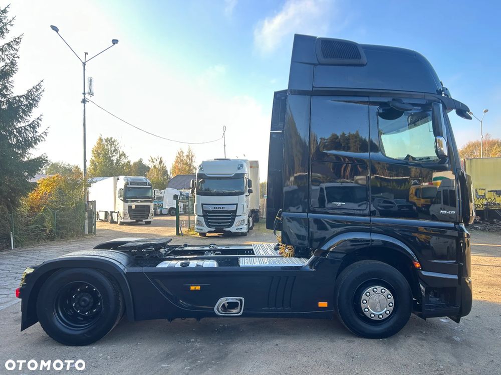 Mercedes-Benz ACTROS 1848 GIGASPACE + SCHMITZ 2017 ZESTAW CAŁY CZARNY / RETARDER / NOWY TACHOGRAF / KSENONY / FULL SPOJLERY / 2 ZBIORNIKI PALIWOWE / SCHMITZ JOLODA / ZAMKNIĘCIE CELNE - 5