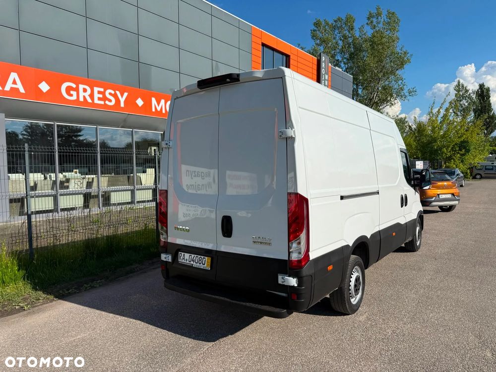 Iveco Daily 35S14, 2.3 140KM, L3H2, HiMatic, Bardzo zadbany - 10