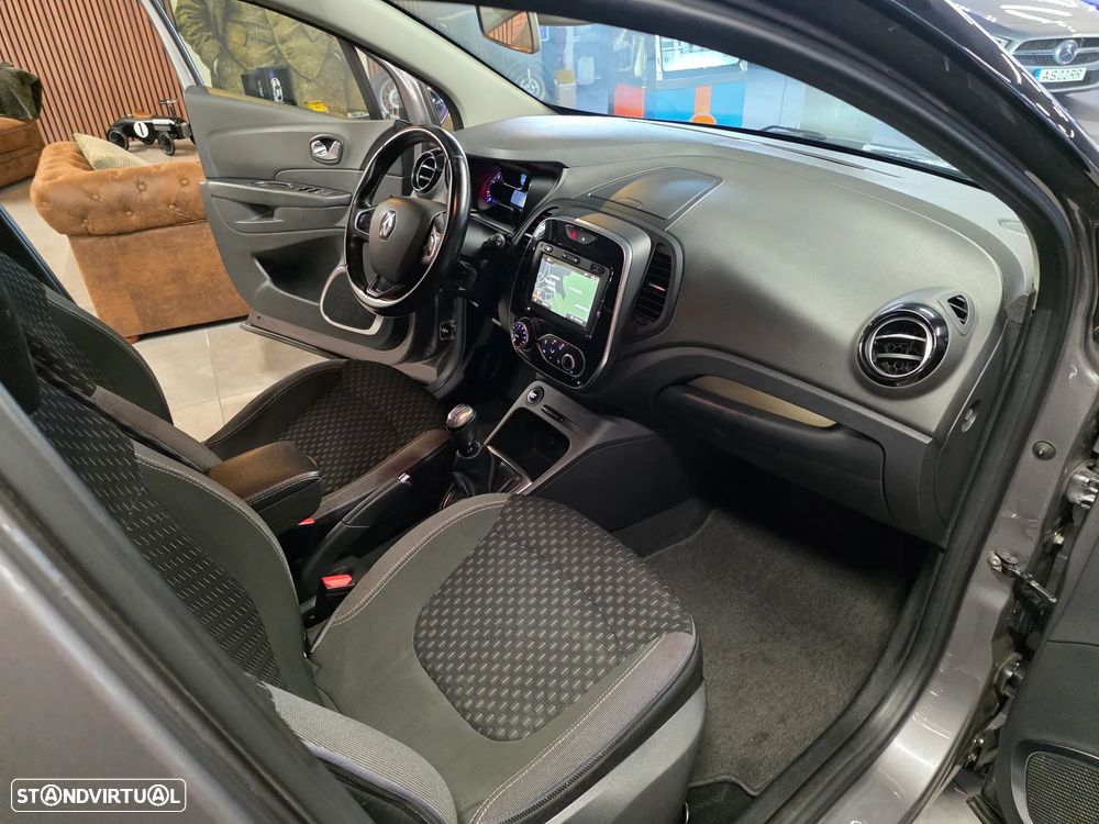 Renault Captur 1.5 dCi Exclusive - 2